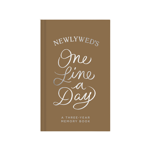 Newlywed's One Line A Day: A Three-Year Memory Book