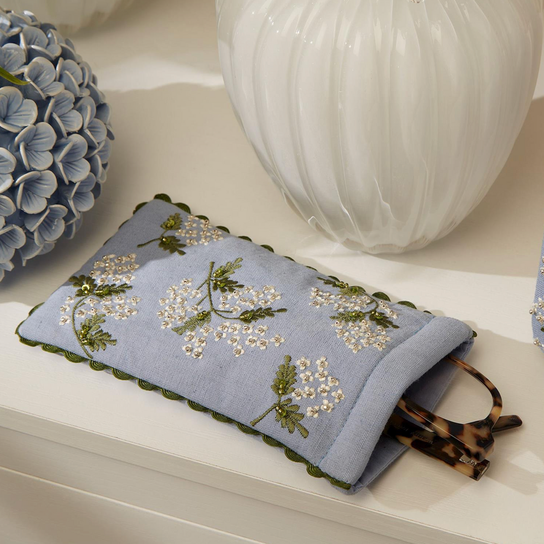 Hydrangea Glasses Holder