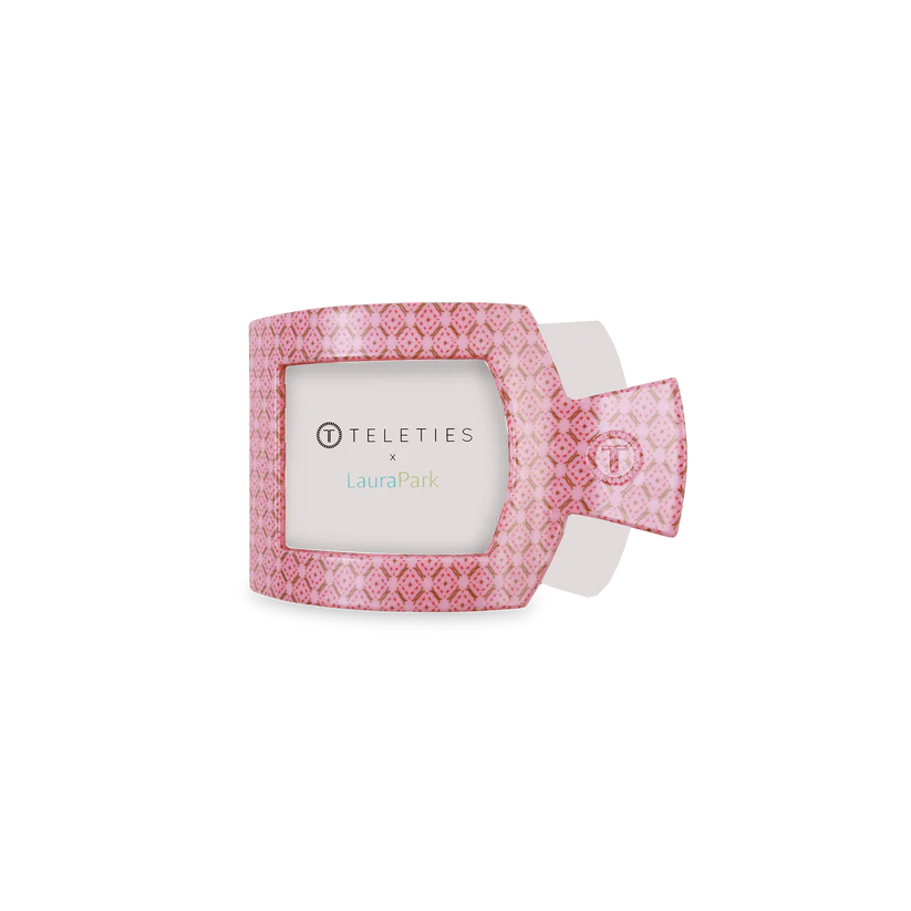 Berry Cozy Small Flat Square Teleties Clip