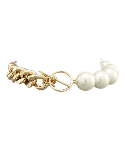Chain & Pearl Toggle Bracelet