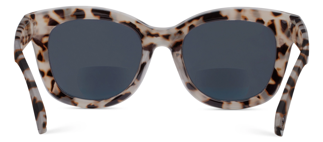 Center Stage Polarized Peepers Sunglasses