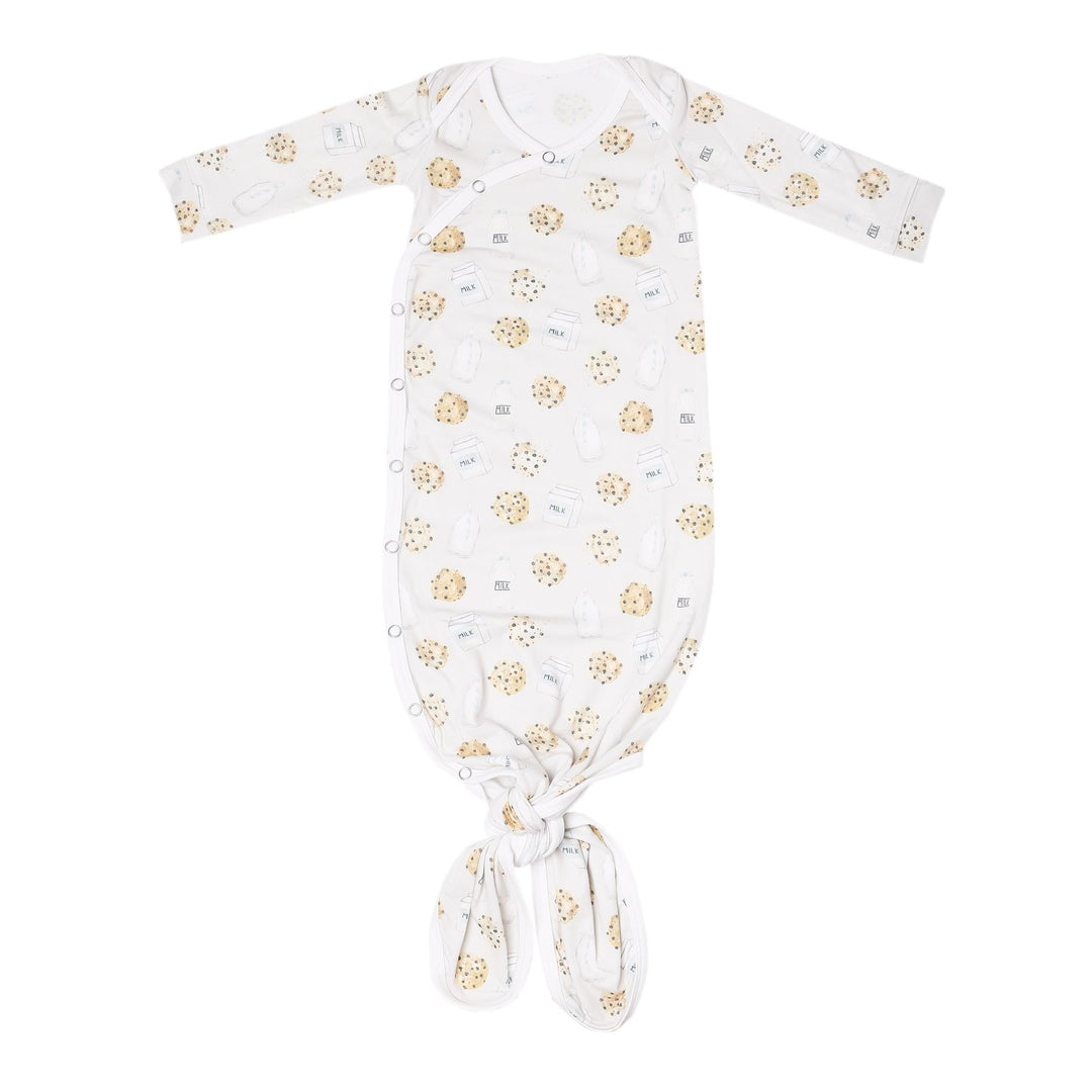 Chip Newborn Knotted Gown